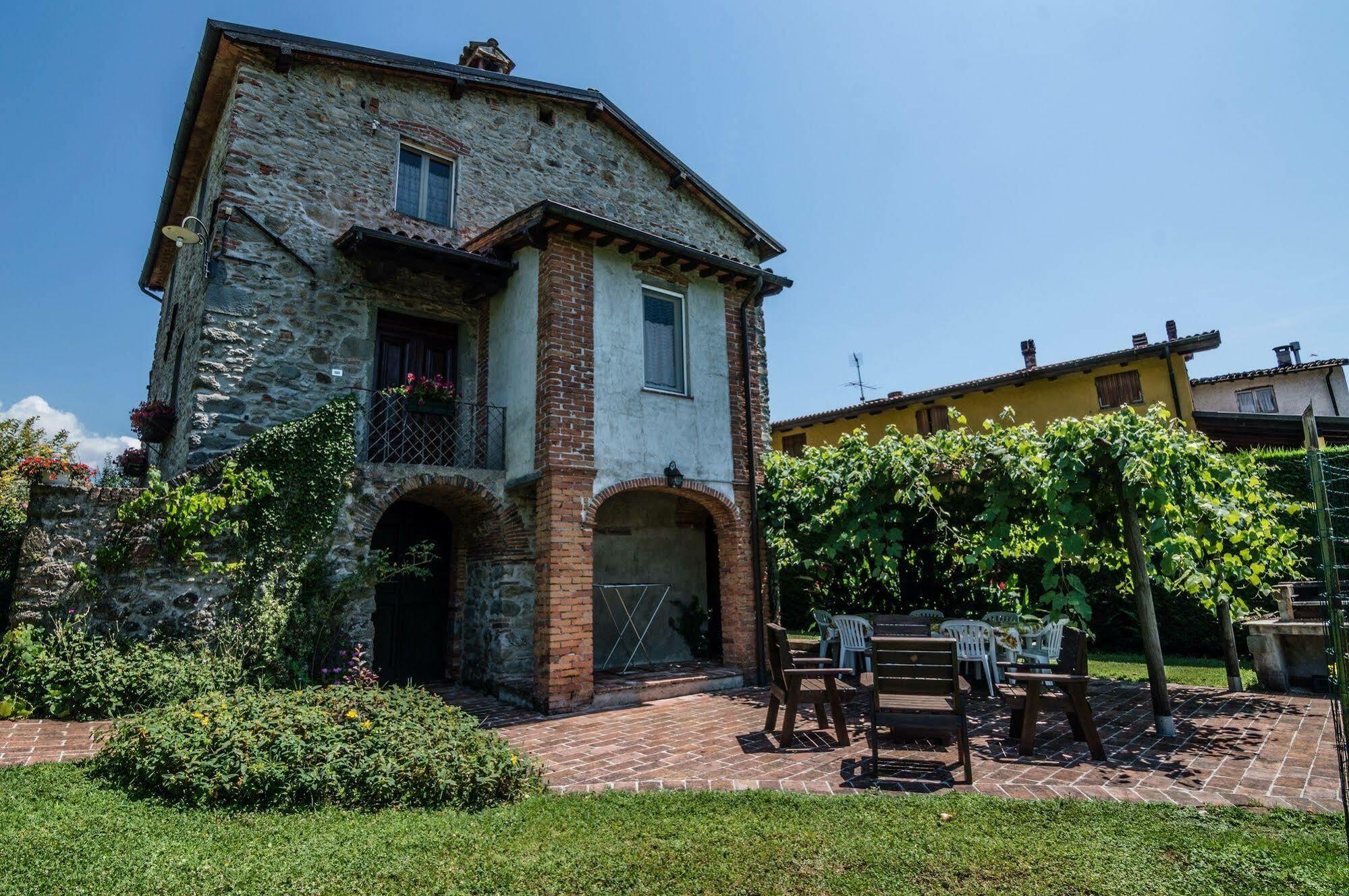 Agriturismo Chioi Barga Esterno foto