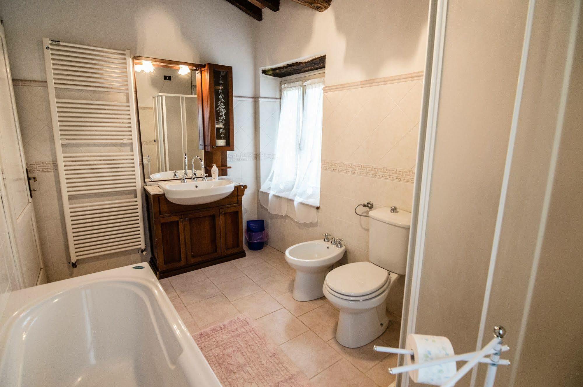 Agriturismo Chioi Barga Esterno foto